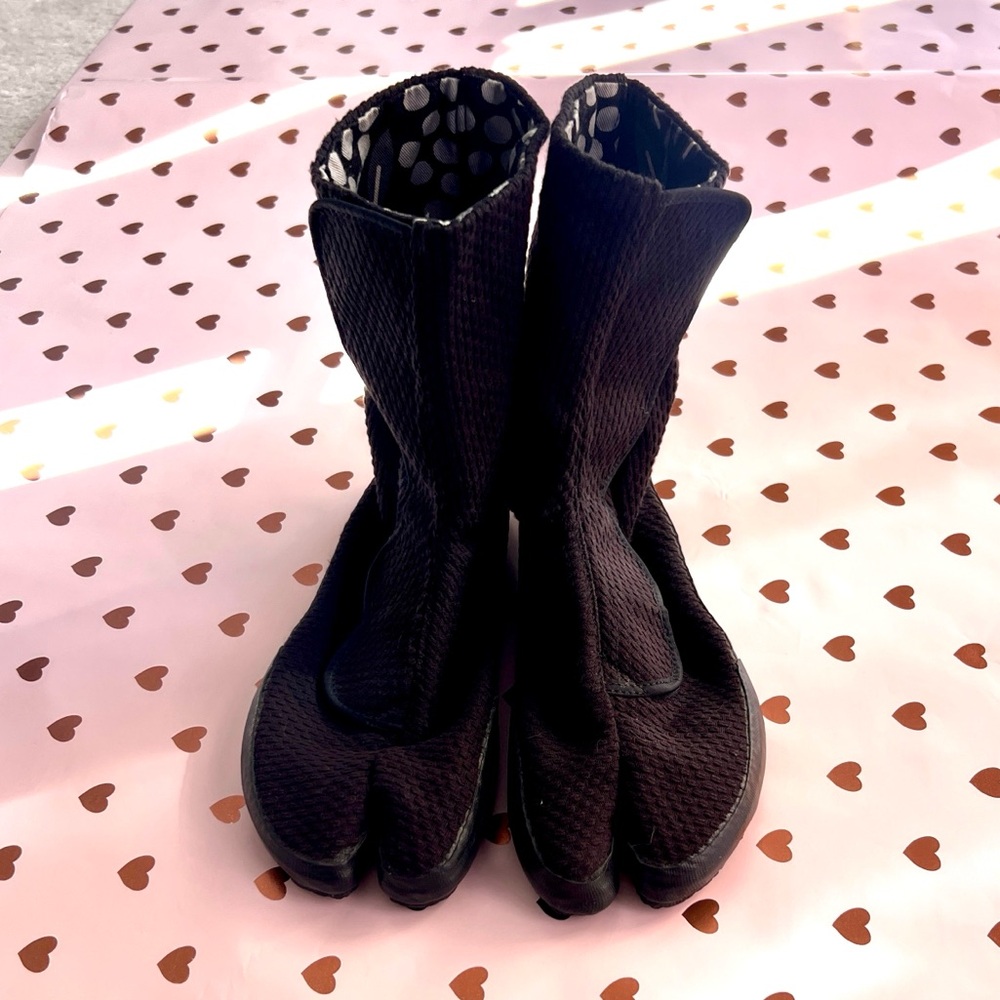 SOU SOU Black Soft Boots